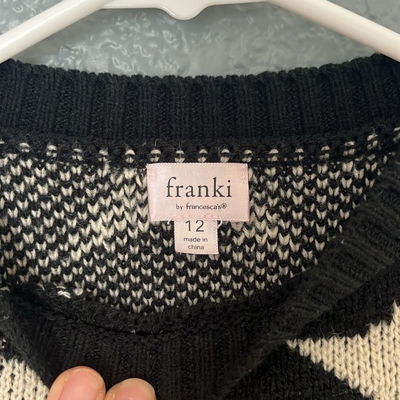 Franki Girls size 12 cropped black sweater with white stars - Picture 6 of 8